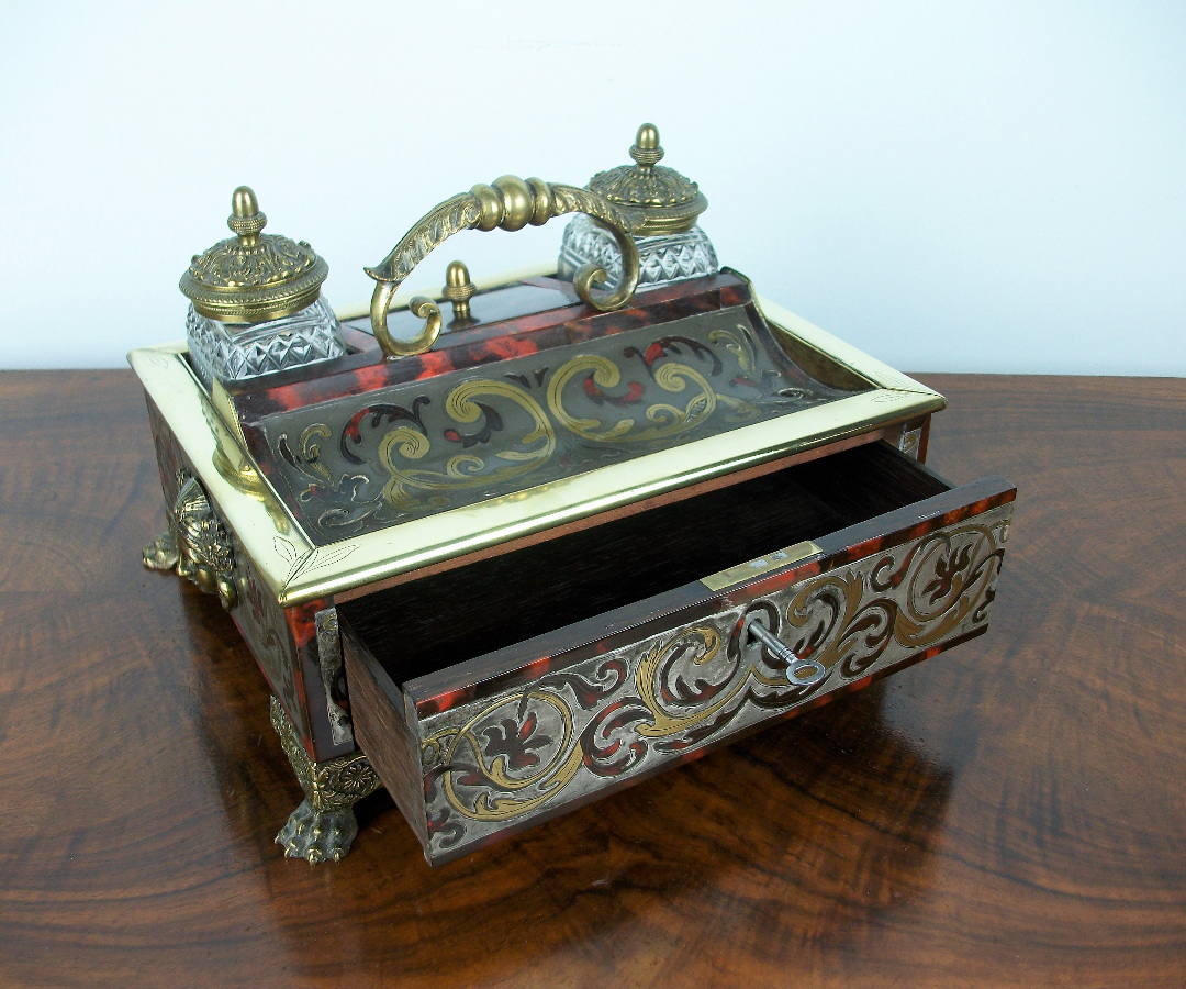 A Late Georgian-Early Regency Inkstand of the highest quality (16).JPG